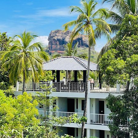 Lakmini Lodge Σιγκιρίγια Εξωτερικό φωτογραφία
