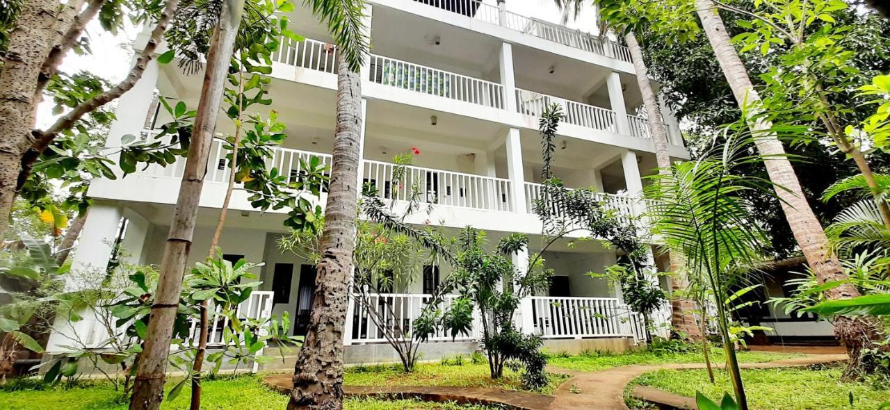 Lakmini Lodge Σιγκιρίγια Εξωτερικό φωτογραφία